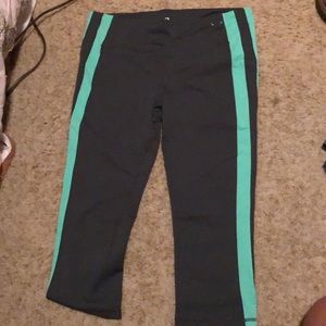 GapFit leggings great for runs- zippered pocket!